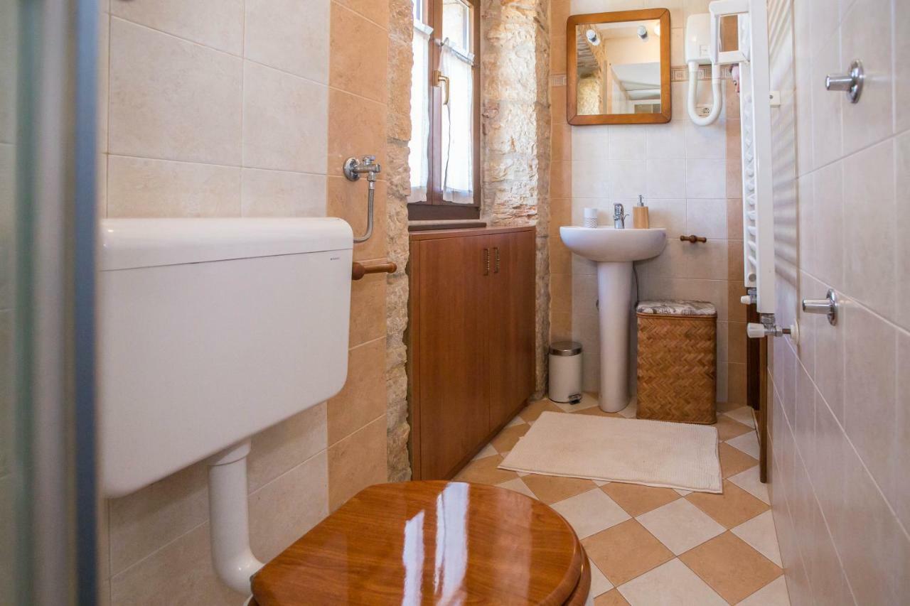 Nona Nina Apartment Vizinada Ngoại thất bức ảnh